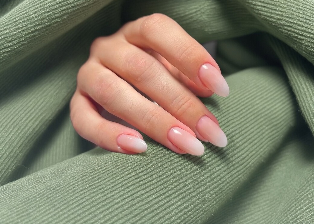 Manicure and hand treatment service